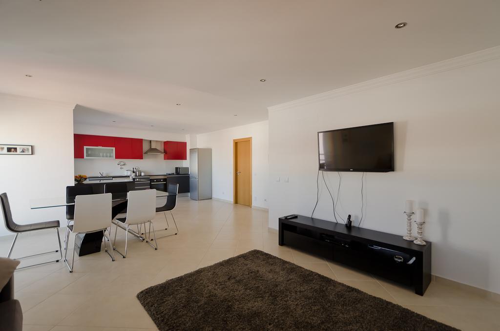 Modern 2 Bed Apartment 5Km Carvoeiro Лагоа Экстерьер фото